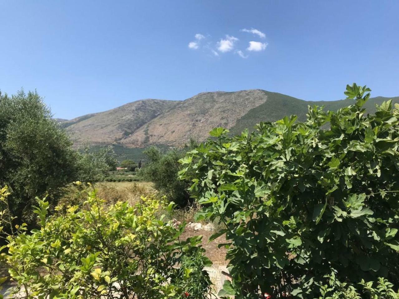 2 Bed House With Mountain View Appartement Alykes  Buitenkant foto